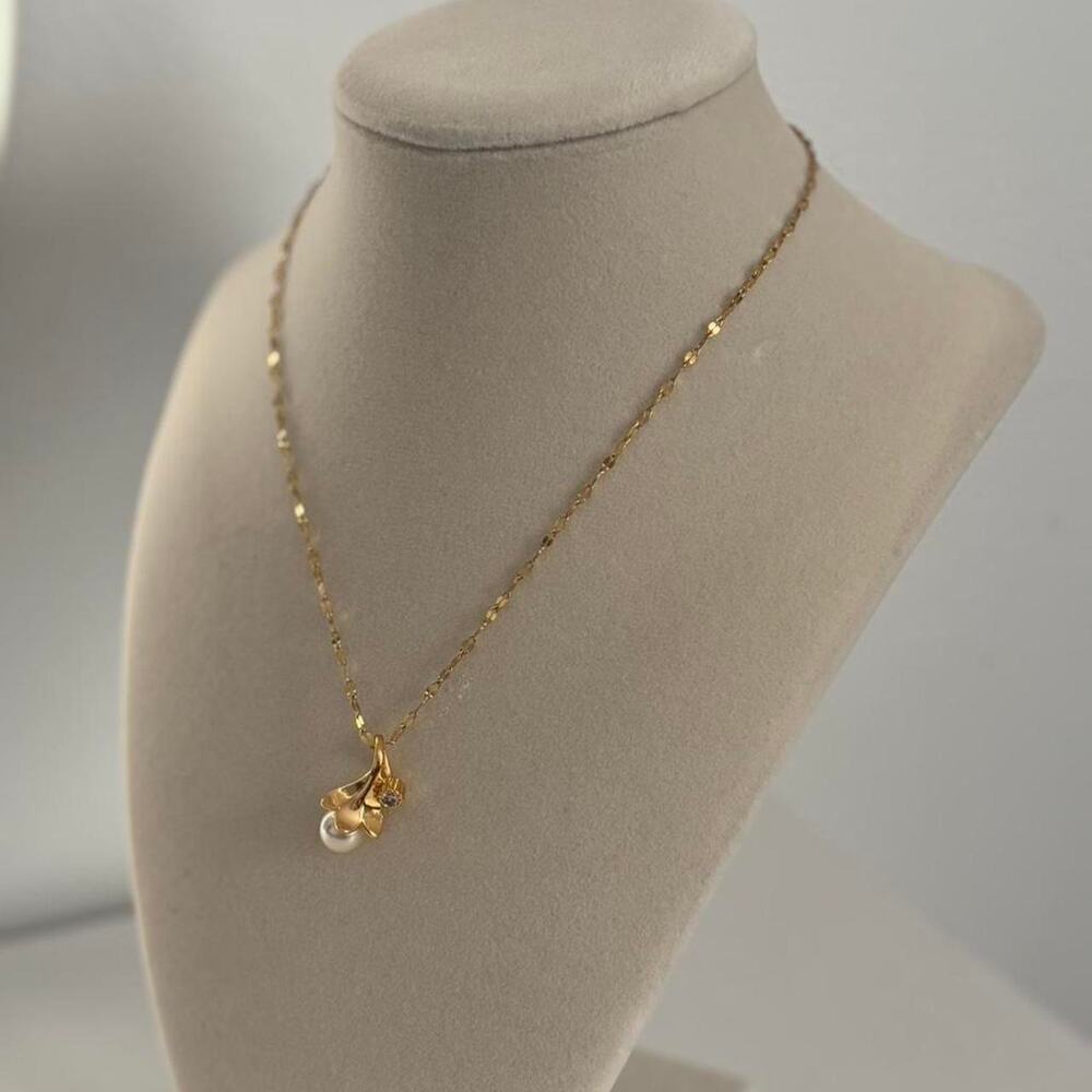Gold Pearl Necklace with Bow Pendant Stainless Steel Elegant Cute Jewelry Gift - Picture 6 of 6
